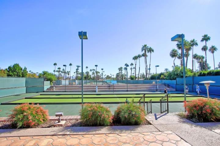 Private Country Club Condo On Awesome Golf Course! Παλμ Ντέζερτ Εξωτερικό φωτογραφία